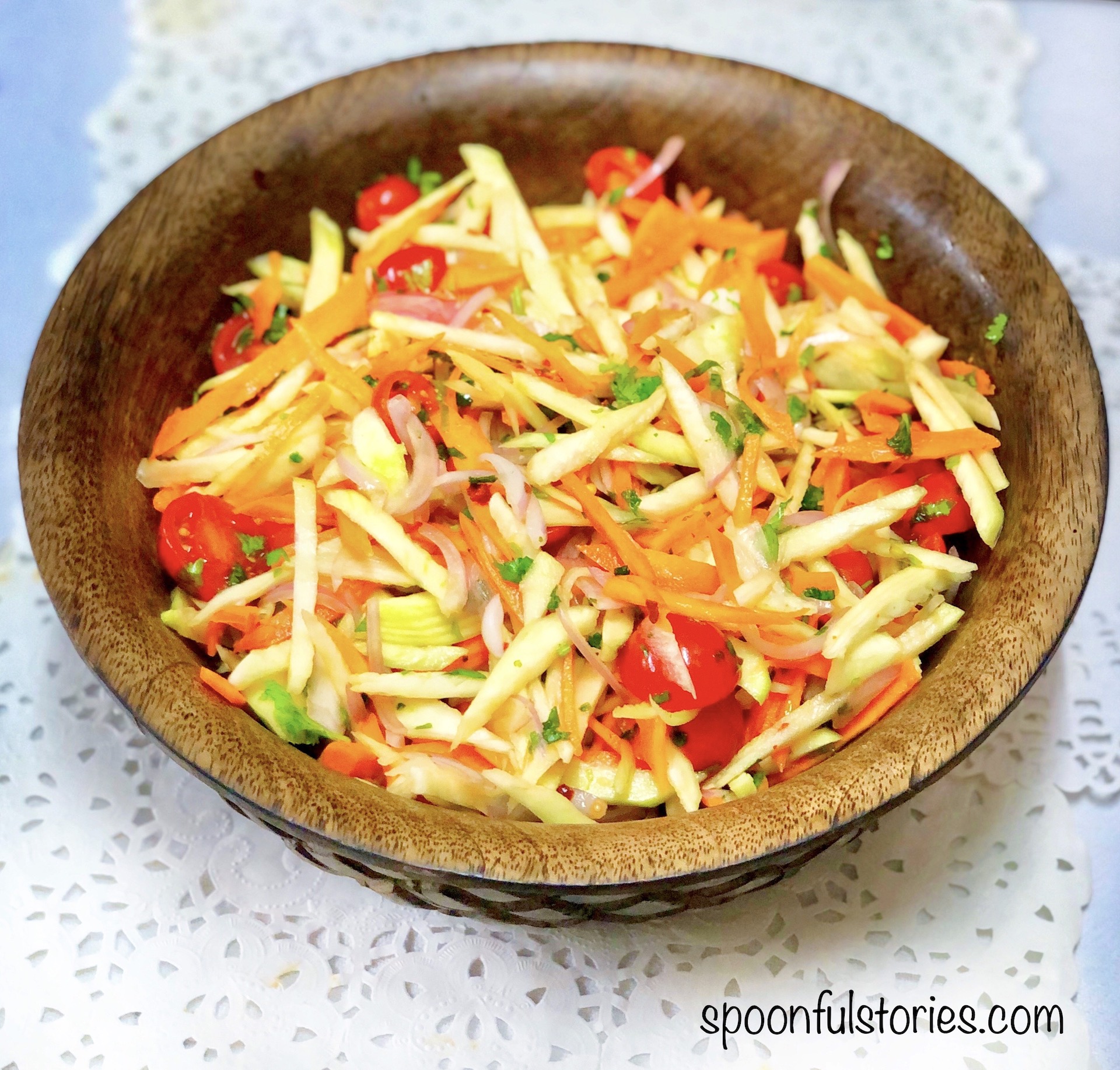 How-to-make-Thai-Raw-Mango-Salad-Recipe